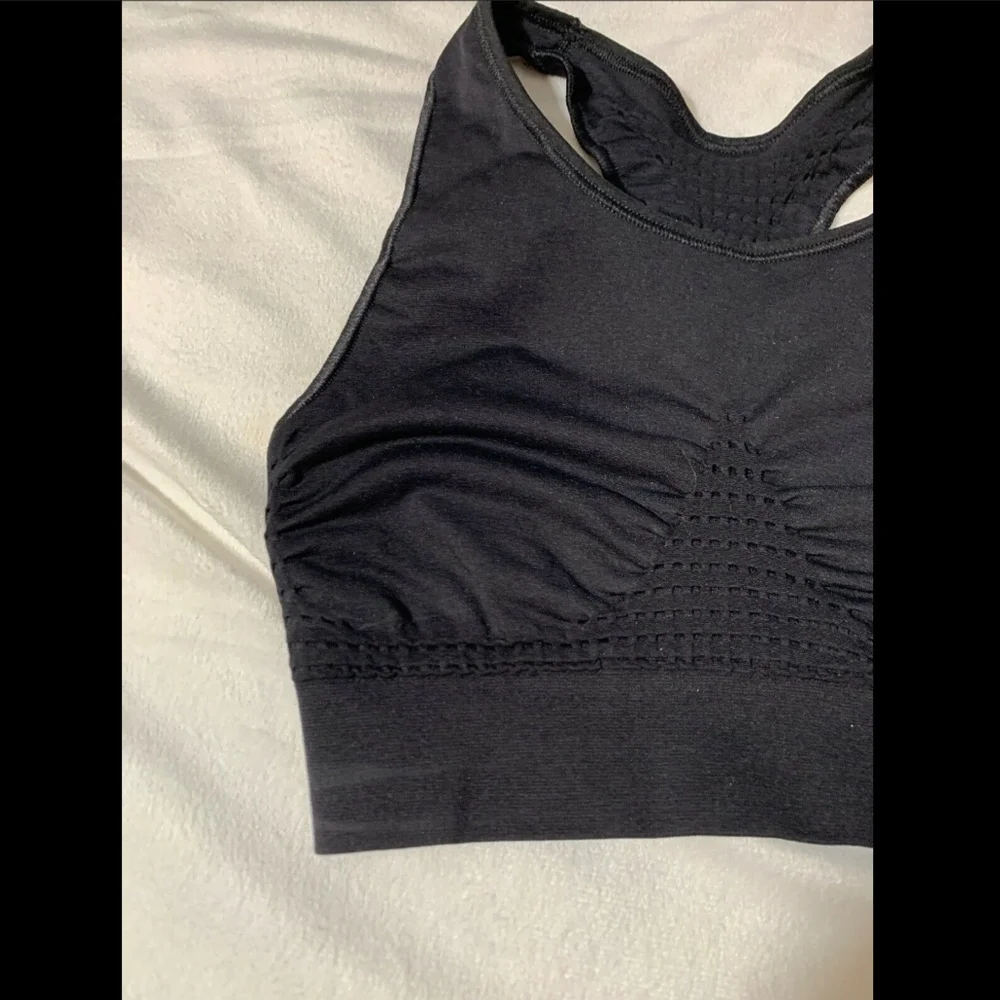 NEW $50 Sweaty Betty‎ Stamina Sports Bra in Black [SZ Small ]